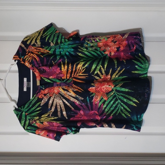 Tanjay Shortsleeve top - Picture 1 of 6